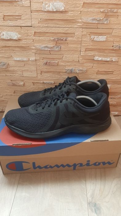 Красовки Nike revolution 44.5р. 28.5см