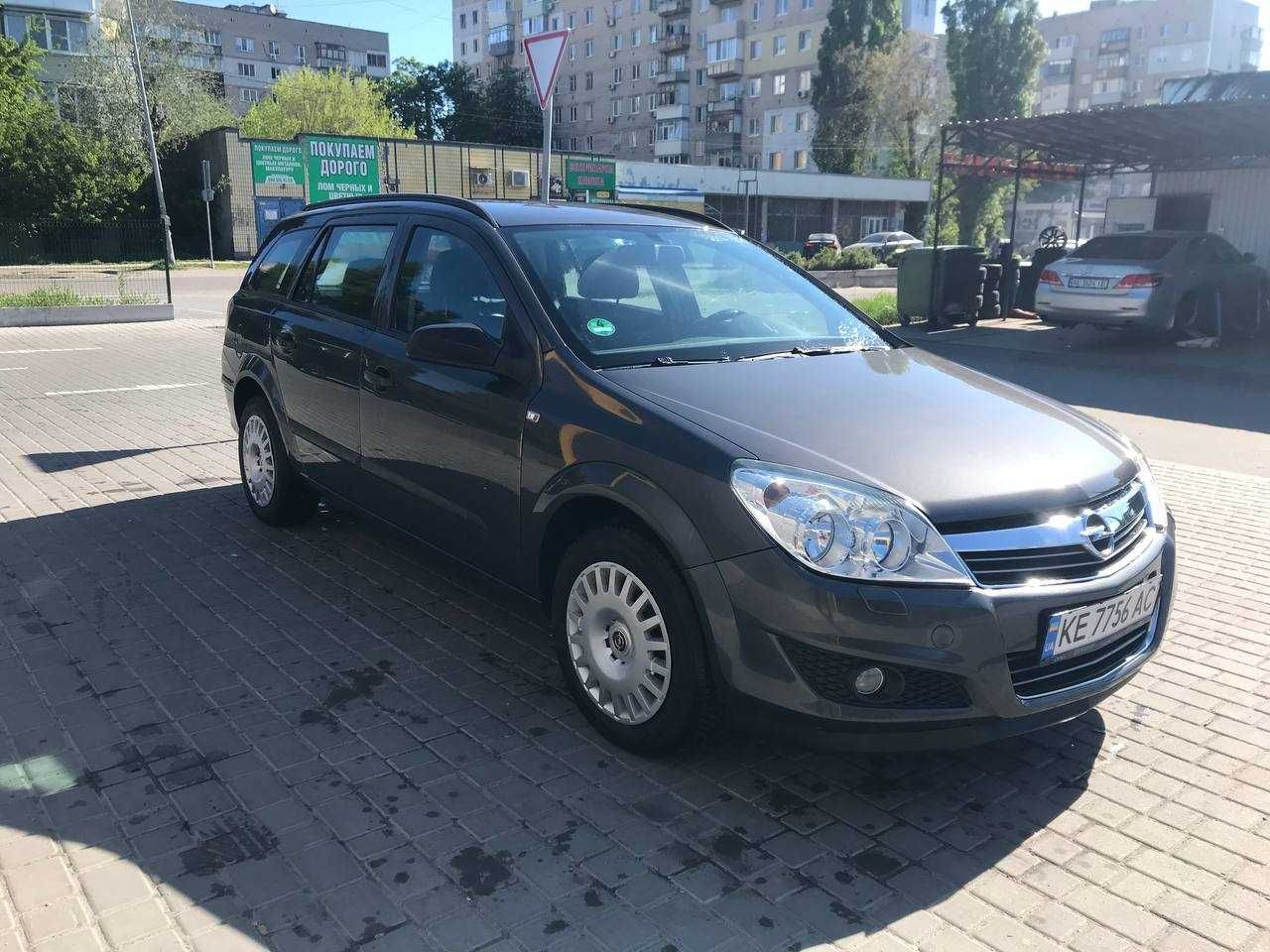 Продам Opel Astra H 2009 года