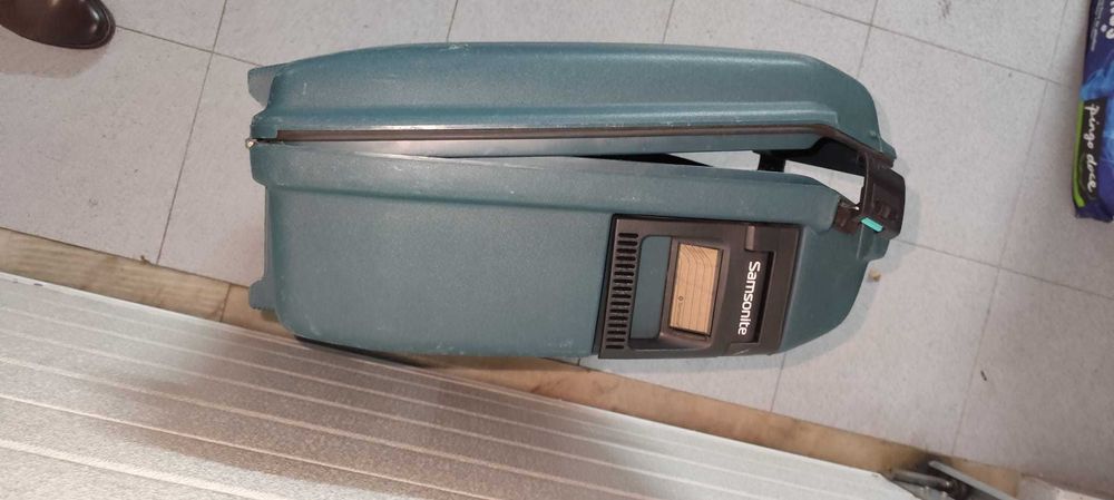 Mala de Viagem Samsonite verde
