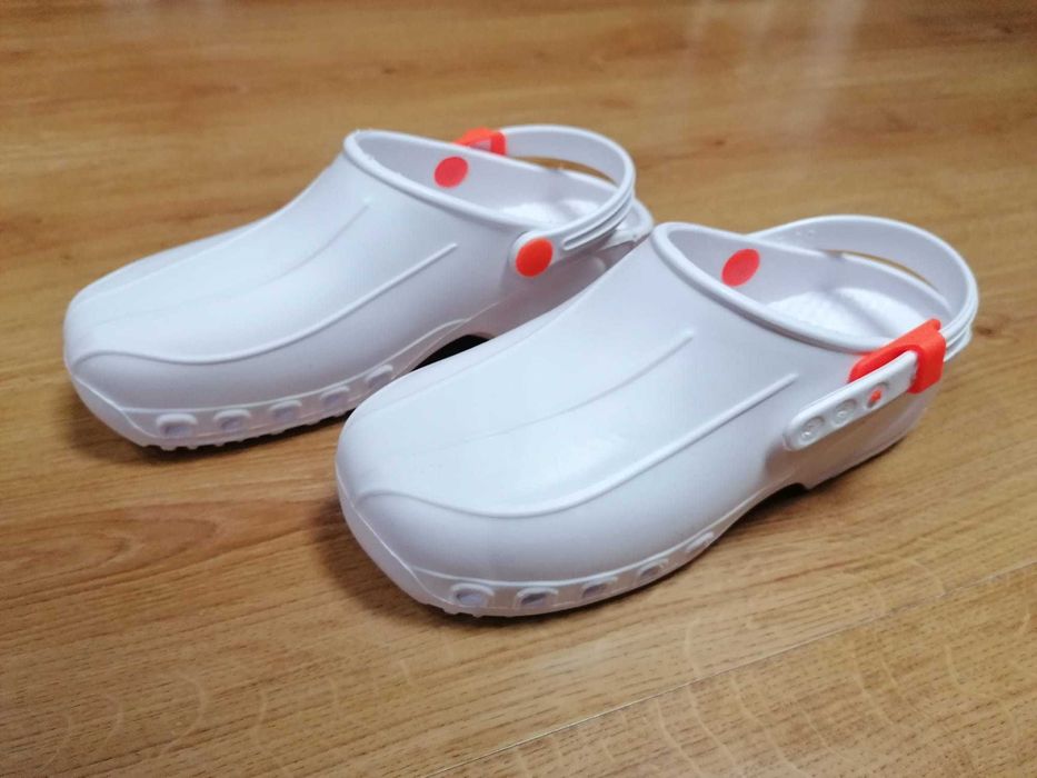 Socas brancas ultra-leves