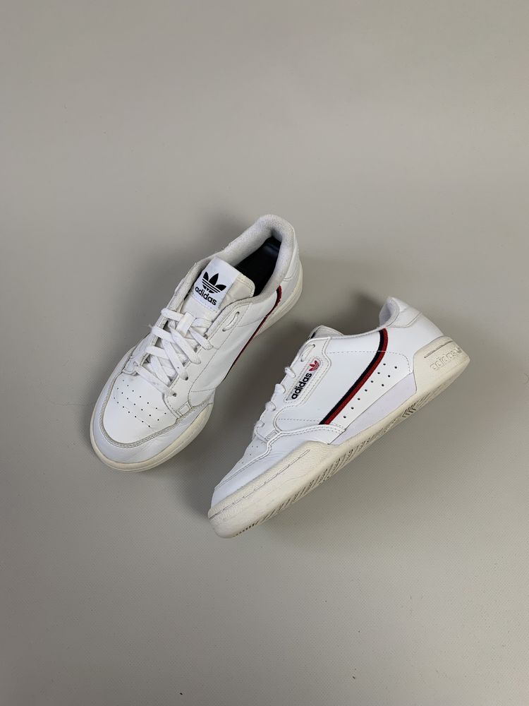 Кросівки Adidas розмір 36 23 см