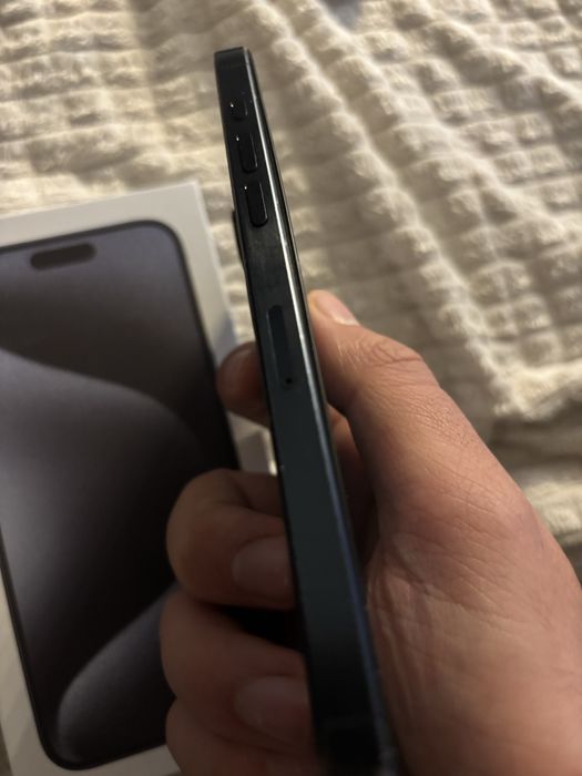 Iphone 15 pro max Blue 1TB