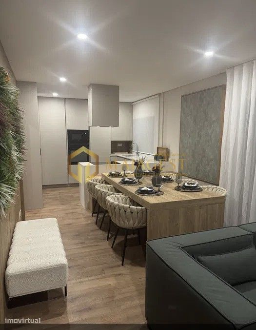 Andar Moradia T3 remodelado em Ermesinde