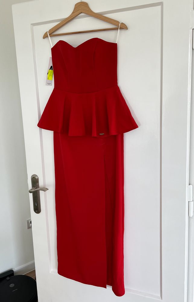 Maxi dress czerwona sukienka długa elegancka wesele