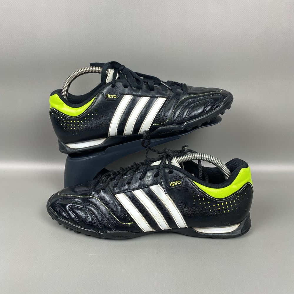 Чоловічі шкіряні сороконіжки Adidas 11pro Questra TRX TF [V23709]