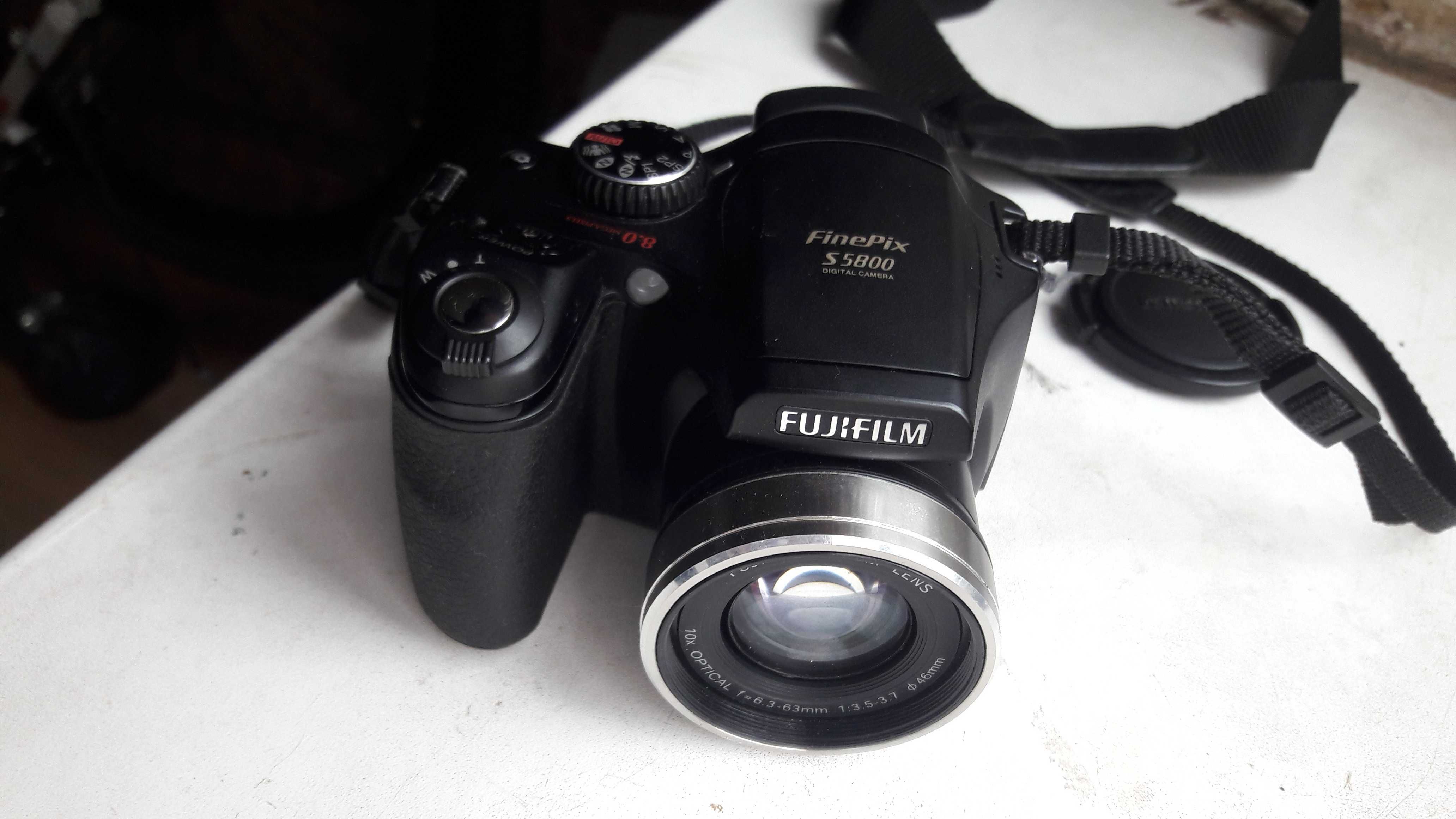 Фотоаппарат FUJIFILM FinePix S5800