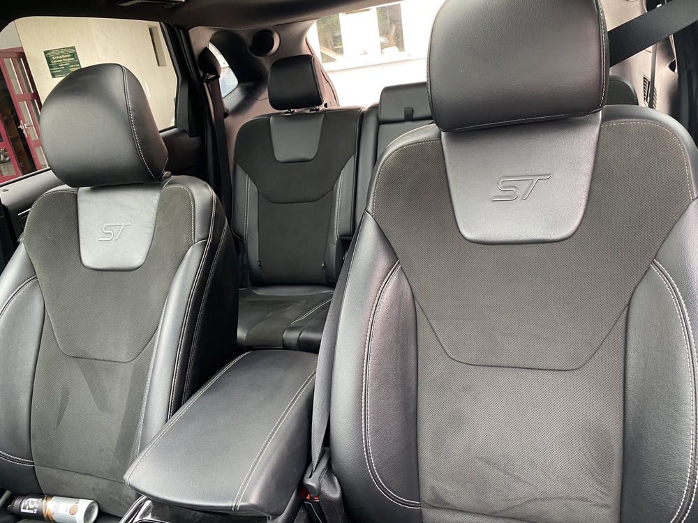 Продам срочно  Ford Edge ST 2018