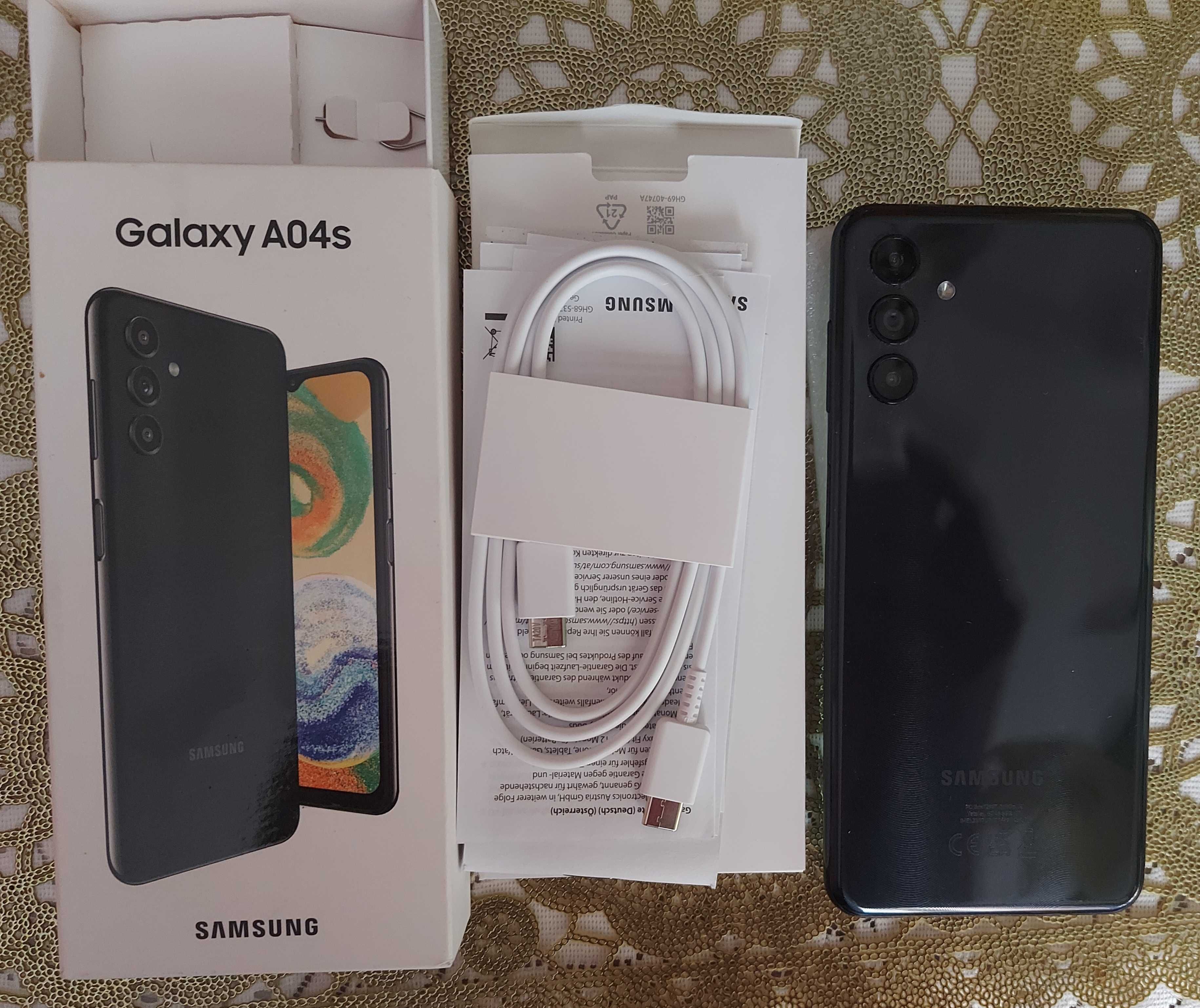 Smartfon Samsung galaxy a04s,ładowarka ,futerał