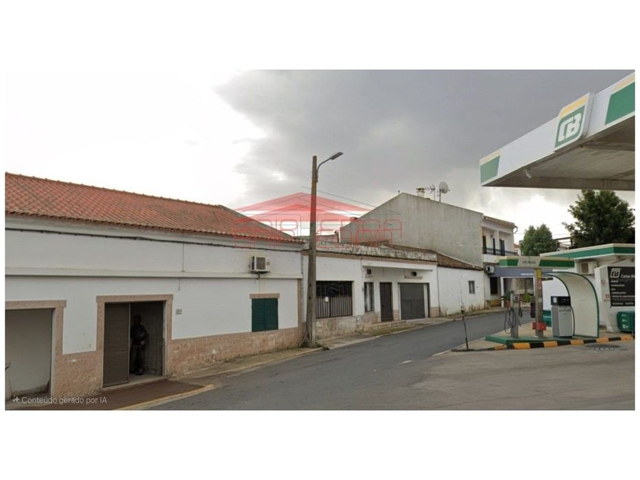 Oportunidade moradia que é uma loja ideal habitação Aljustrel