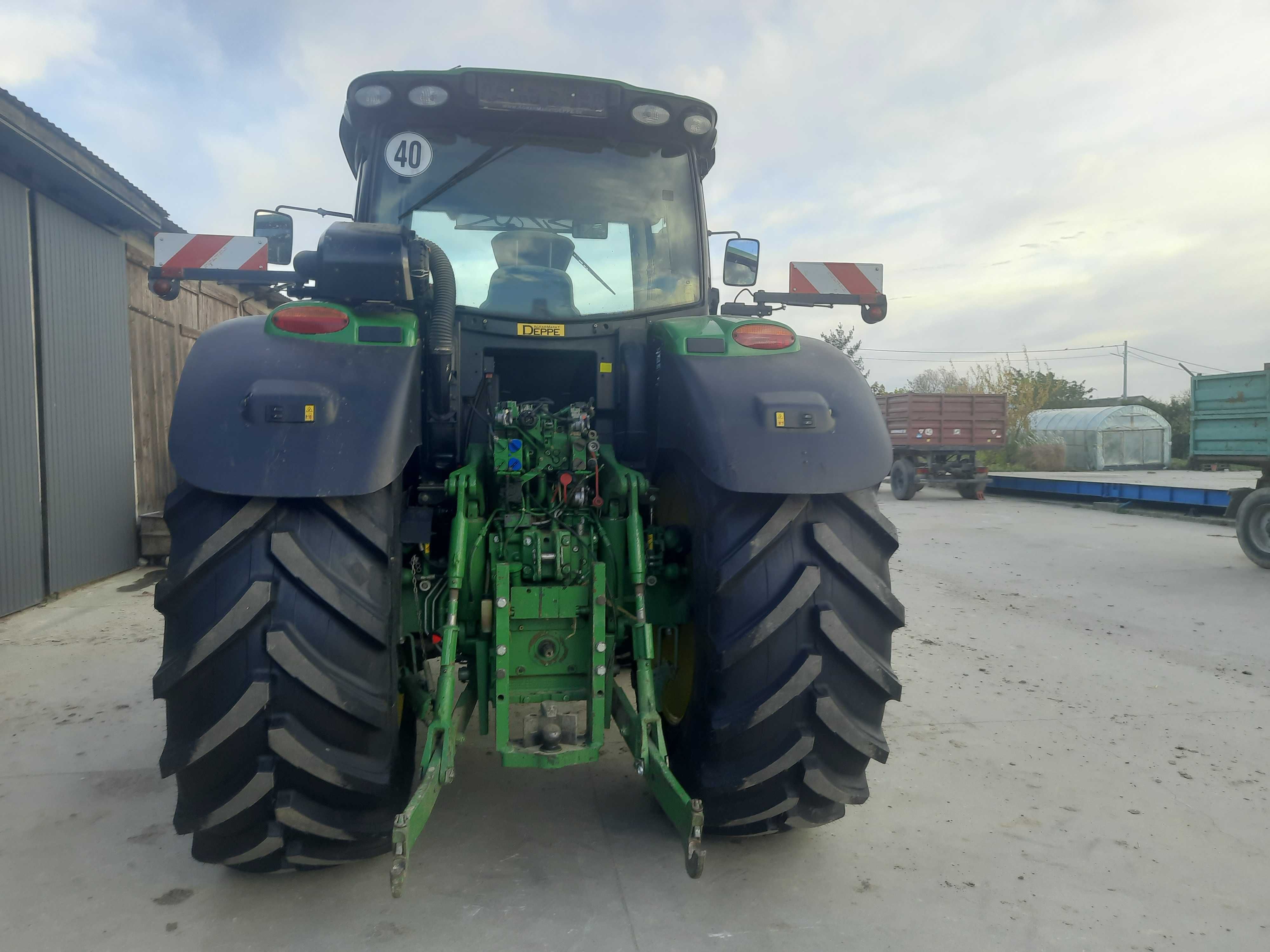 John Deere 6210 R Direct Drive