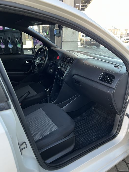 Аренда авто с правом выкупа! Volkswagen Polo 2012 газ!Фольксваген Поло