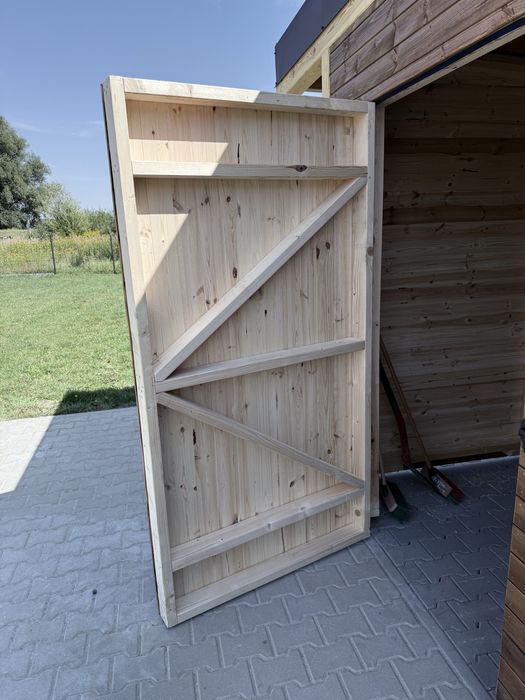 Drewniany garaż 9x5m CelWood