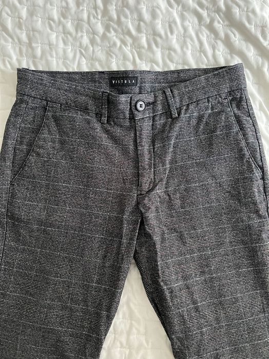 Ciemnoszare Chinosy slim fit w kratę Vistula