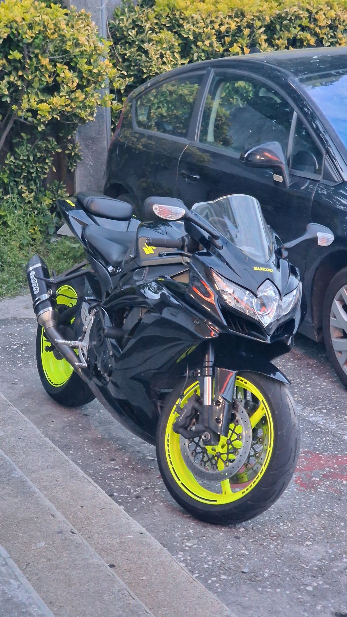 suzuki gsxr 750 k8