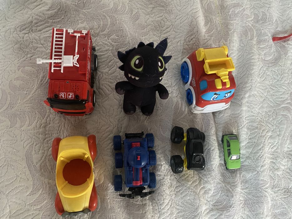 Brinquedos Carros Dragao de peluche