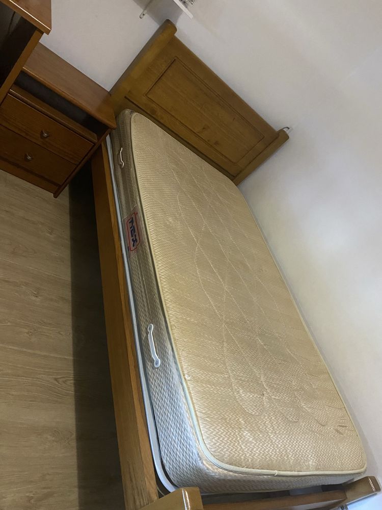 Quarto de solteiro completo