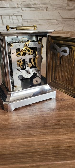 Stary budzik kareciak z pozytywką