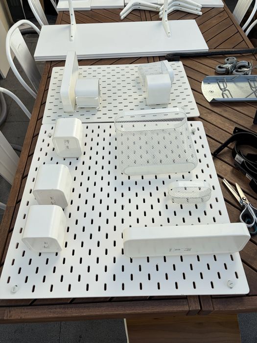 Prateleiras ( varias ) + Varias outras coisas