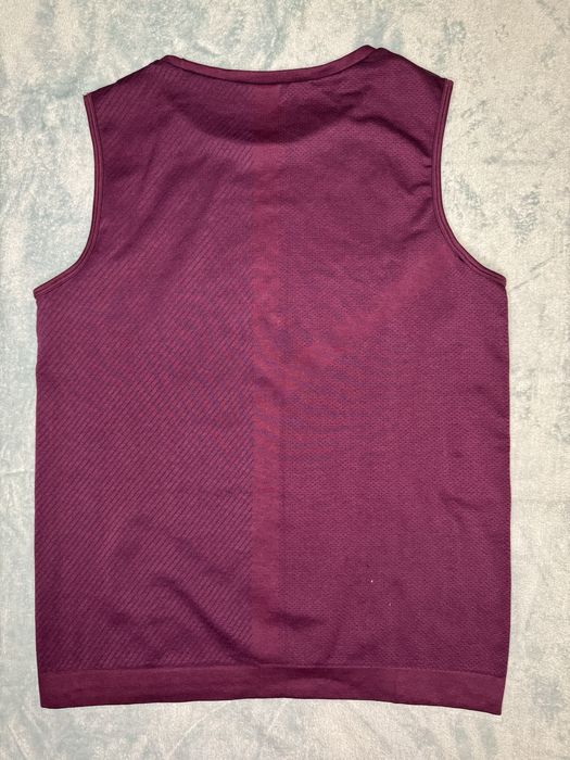 Жіноча безшовна спортивна майка Crivit Німеччина