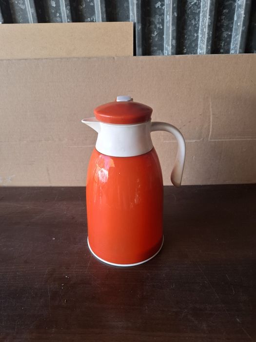 Stsry termos na kawę lub herbate