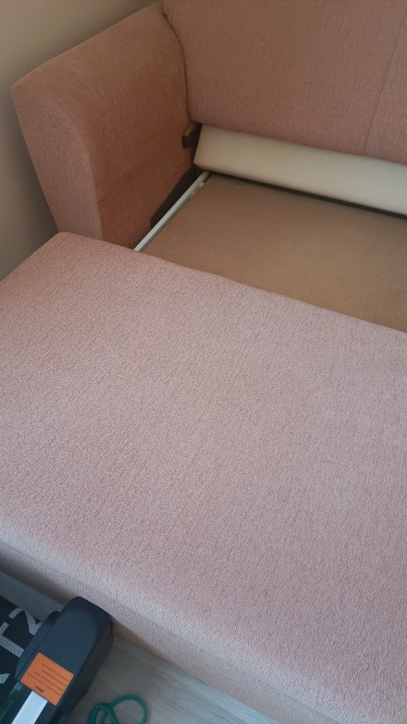 Sofa rozkładana z funkcją spania