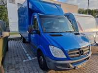 Mercedes Sprinter 319 kontener z windą