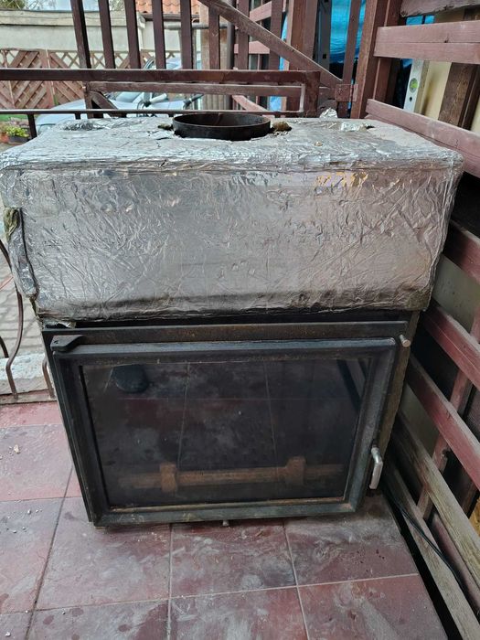 Kominek z płaszczem wodnym Amelia 30 kW