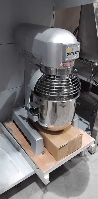 Batedeira Planetária de 10L - NOVA