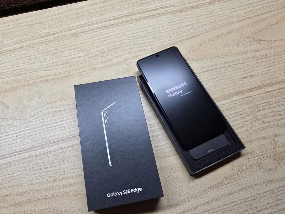 Samsung S25 Edge 256GB - Novo