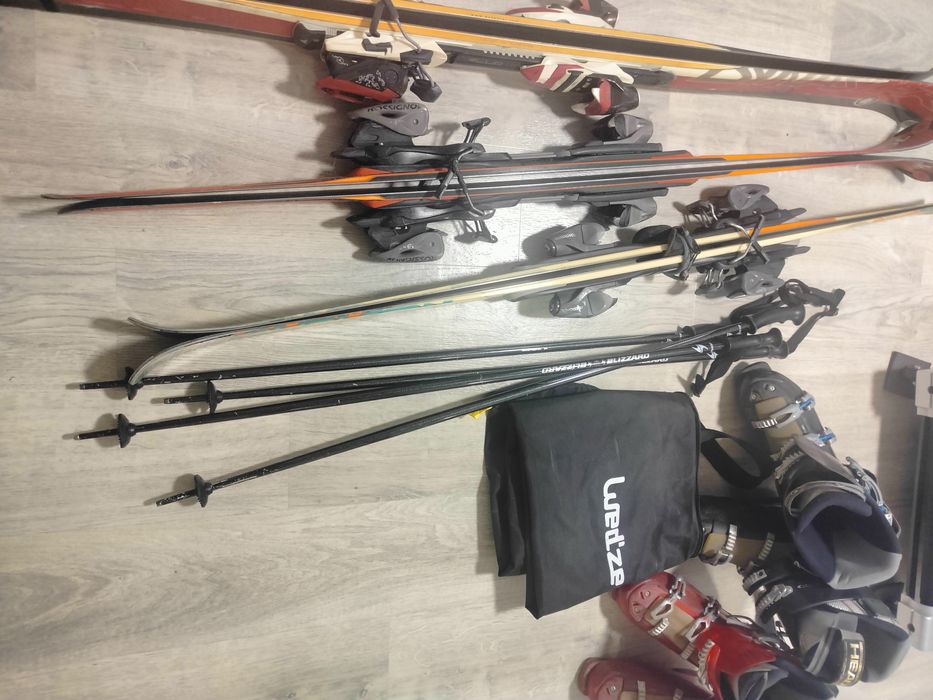 Wyprzedaż garażowa, zestaw nart