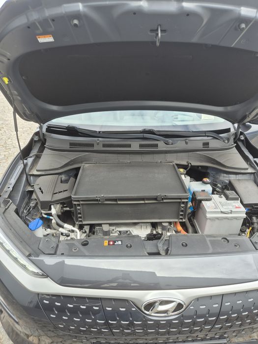 Aluguer de Veículo para TVDE - Hyundai kauai Electric 64kwh