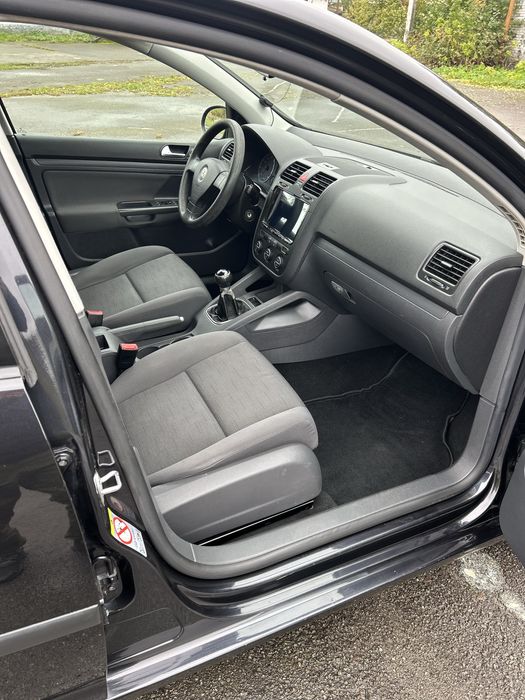Volkswagen Golf фольцваген гольф 1.6 MPI мпі
