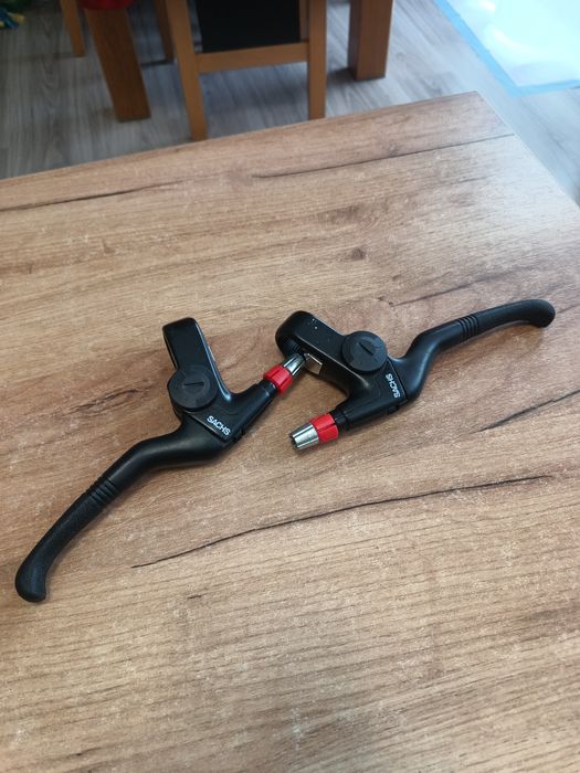 Nowe klamki hamulcowe Sachs