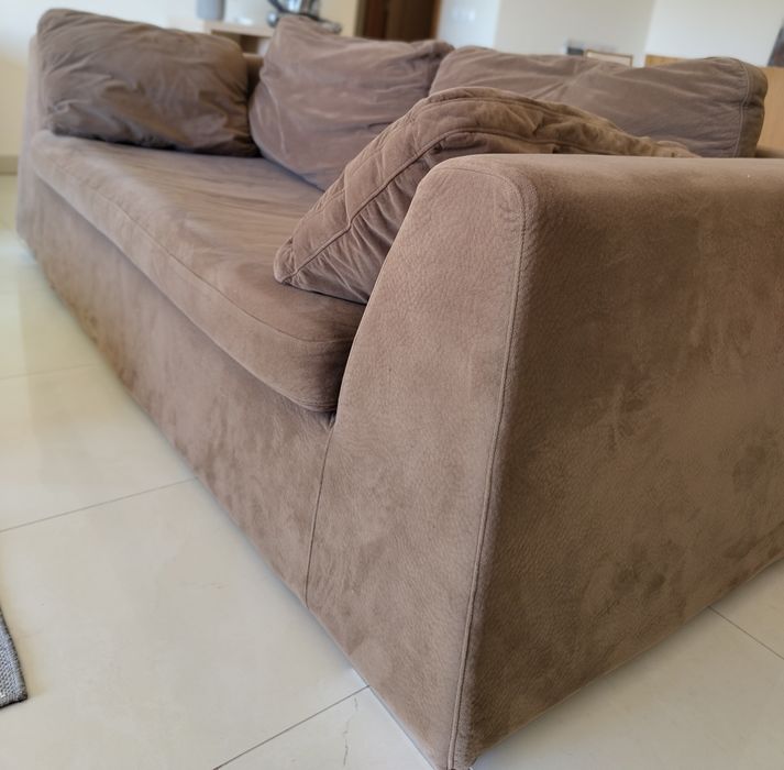 2 Sofás de veludo castanho