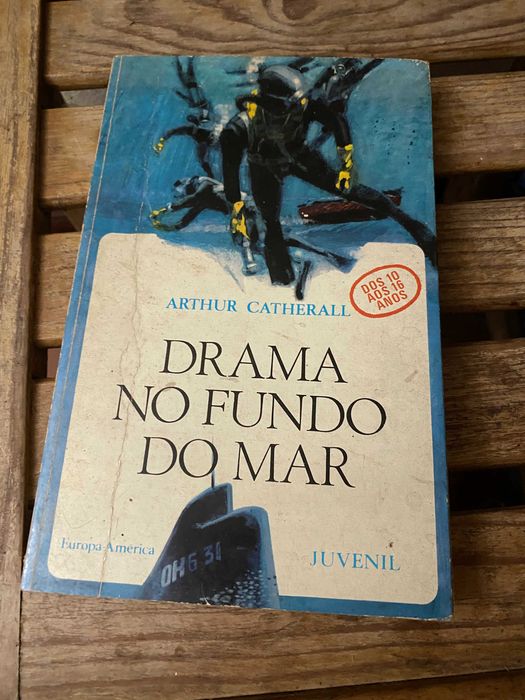livro drama no fundo do mar
