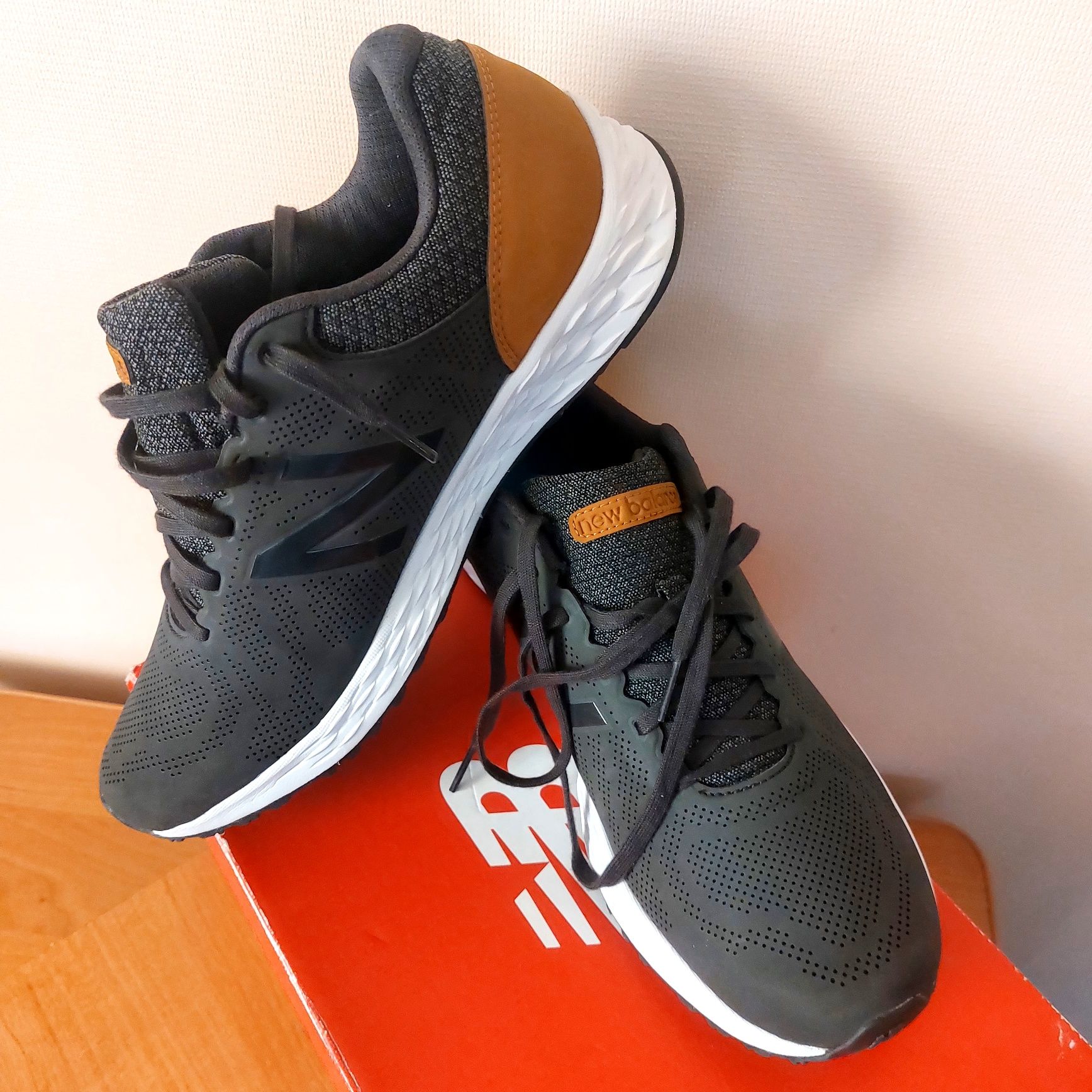 Чоловічі кросівки   New Balance Arishi MARISPP1 43