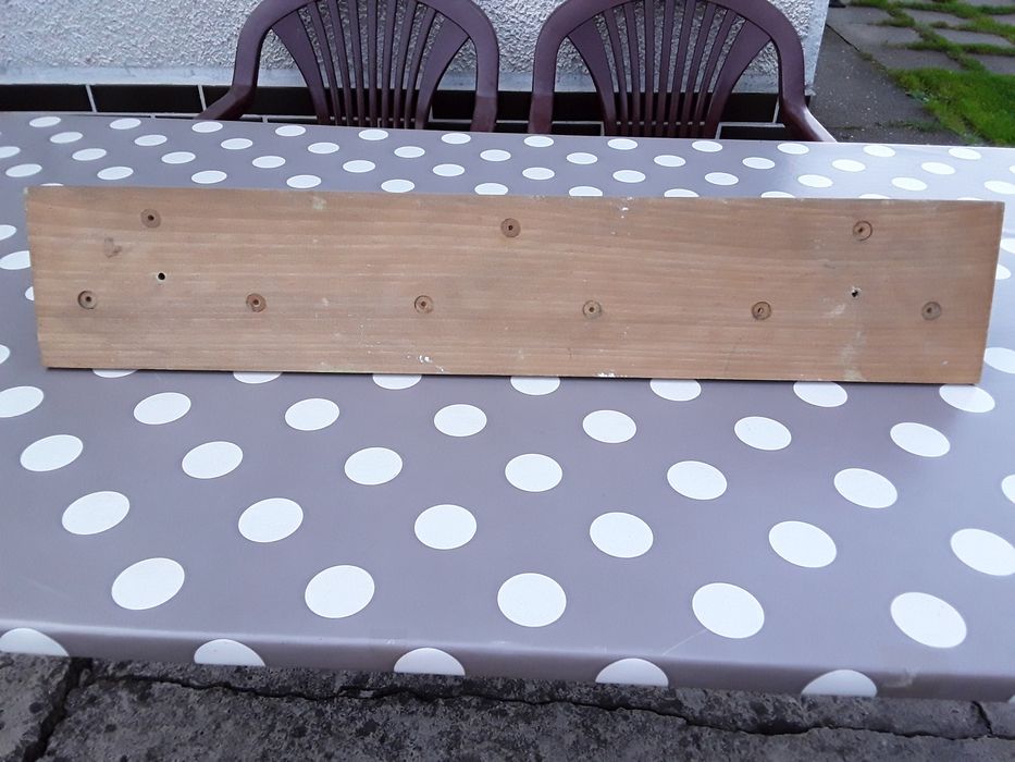 Wieszak ścienny drewniany