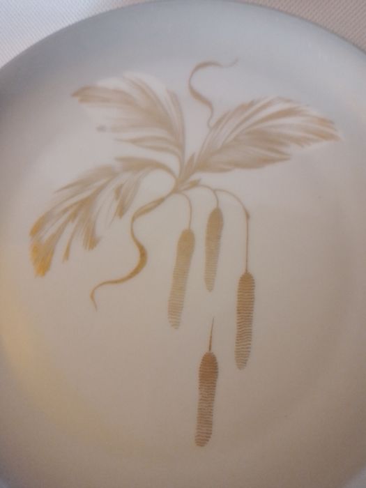 Prato em porcelana alemã Bavaria