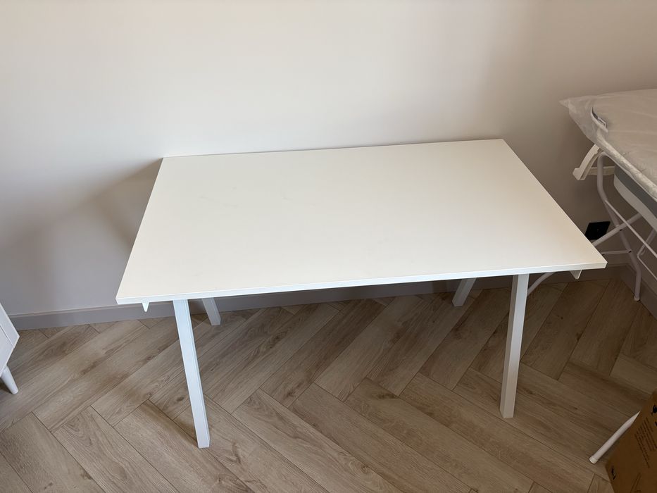 Biurko biały 120x70 cm
