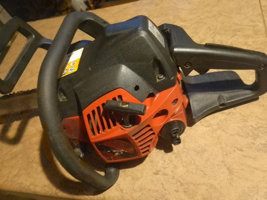 Piła spalinowa Jonsered CS2137