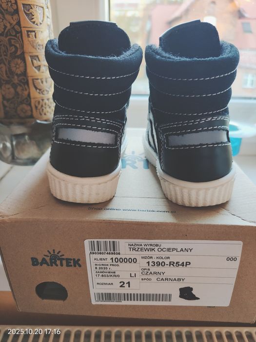 NOWE Trzewiki ocieplane BARTEK 1390-R54P, dla chłopców, czarny