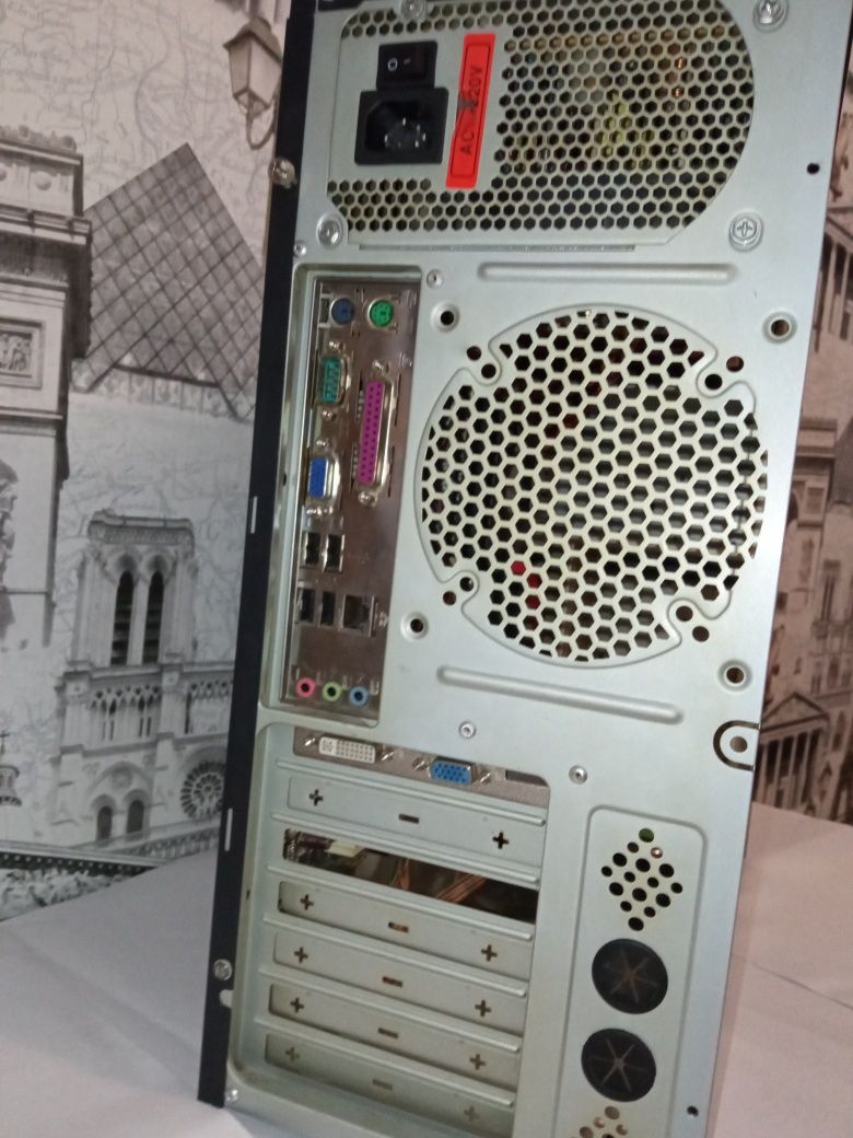 Компьютер для роботы