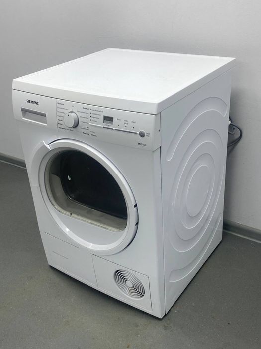 Сушильна машина Siemens WT46E3M5/30