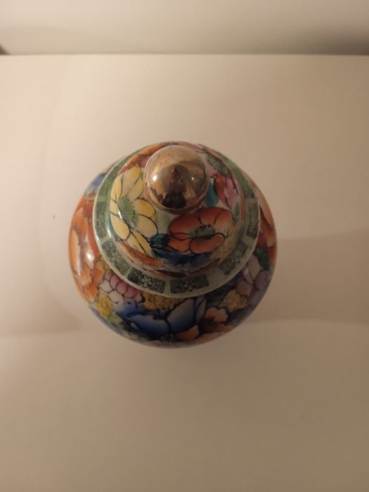 Urna/Vaso decorativo em cerâmica pintado a mão, Vintage