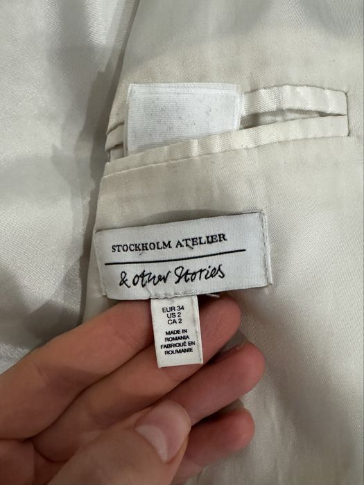 Продам демісезон пальто від &Other Stories