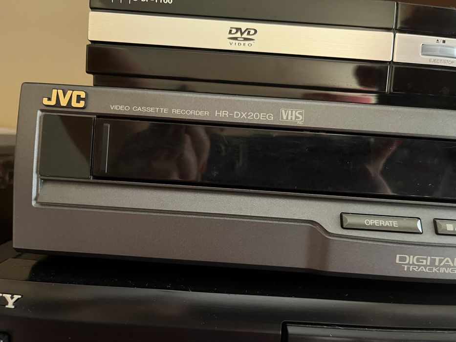 Aparelhos de DVD e cassete video