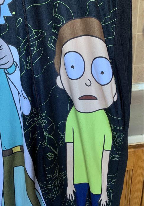 Комбінезон-кігуру з персонажами мультсеріалу «рік і морті».