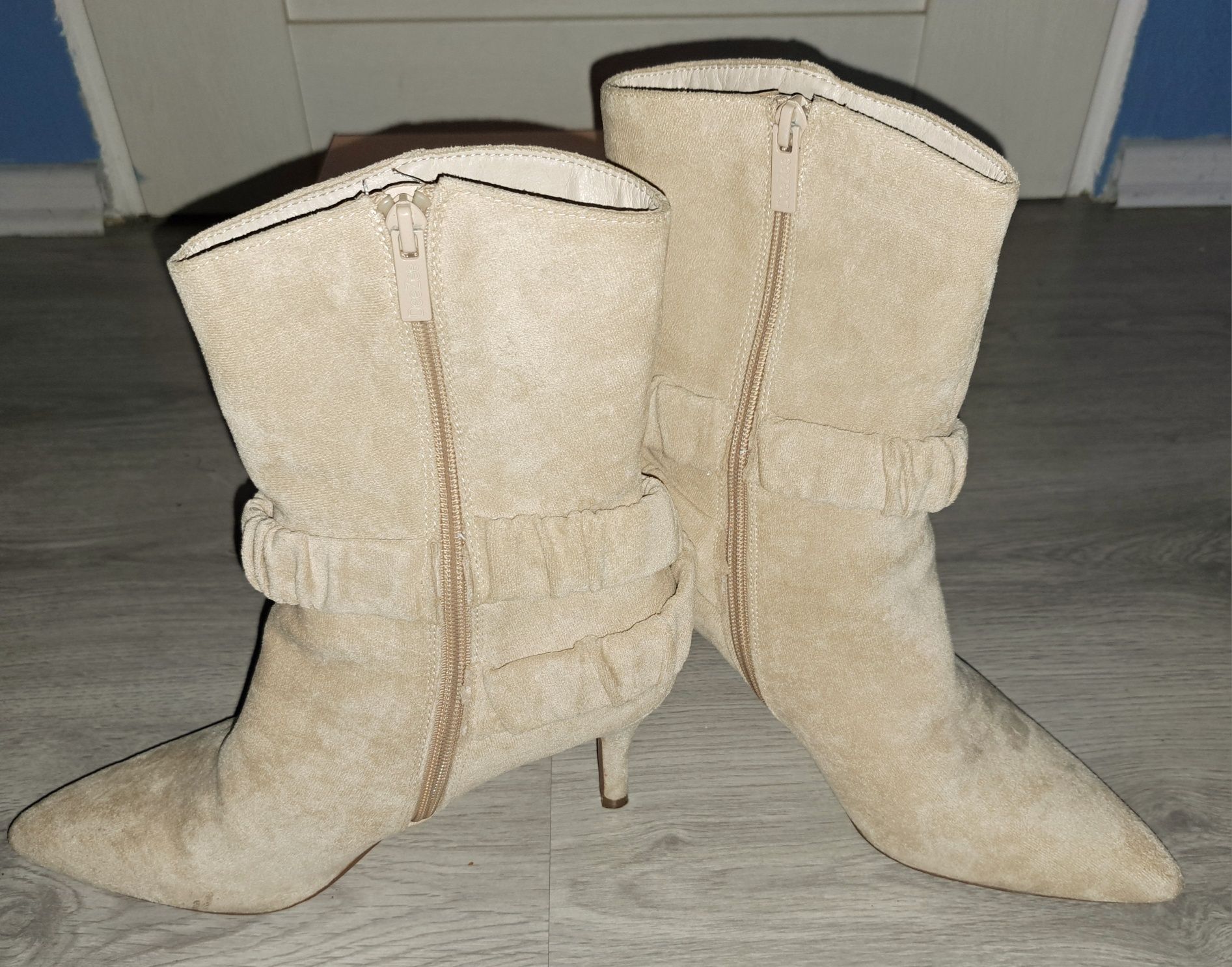 Buty botki kowbojki na obcasie DeeZee MRM