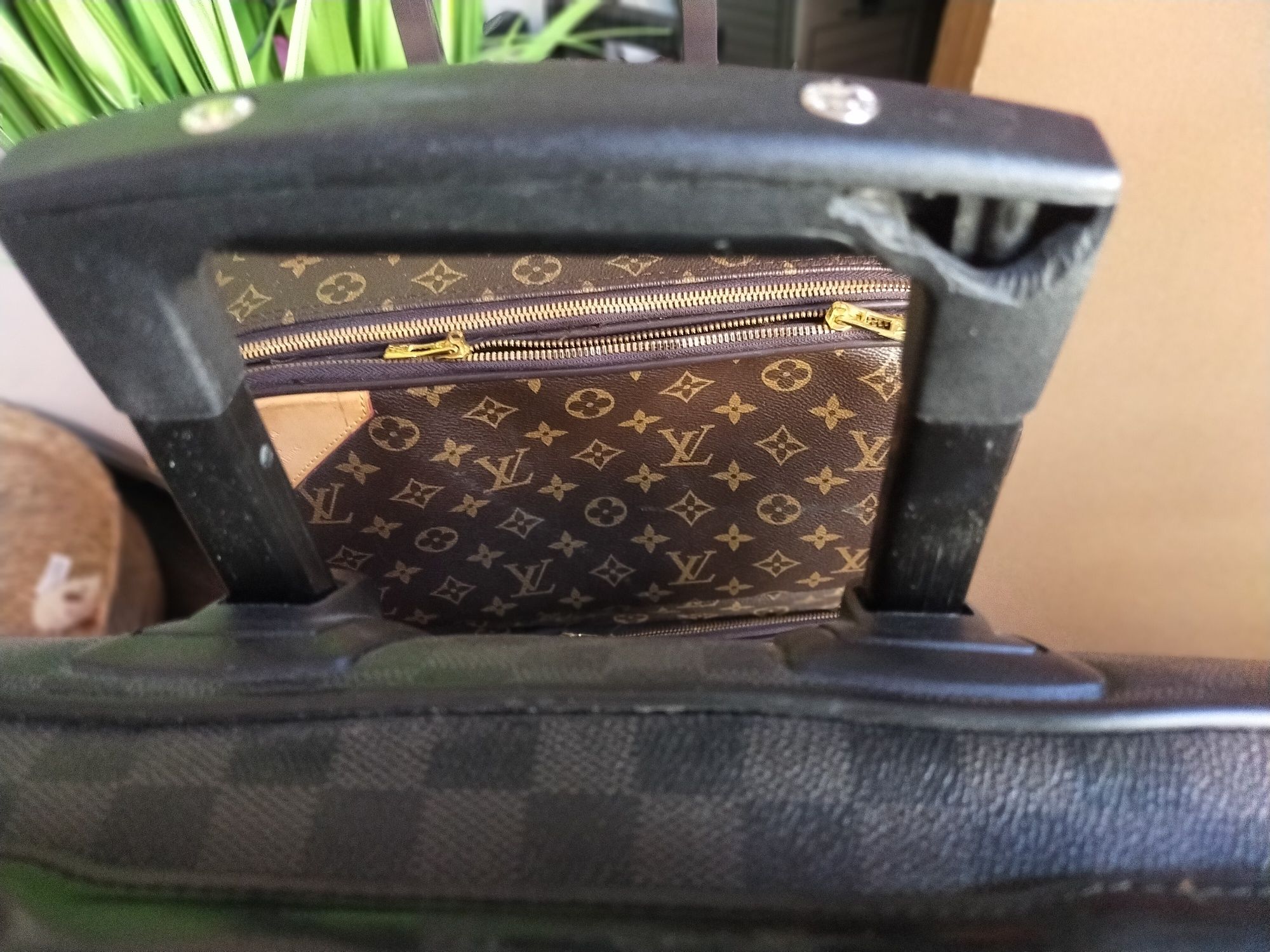 Louis Vuitton walizka