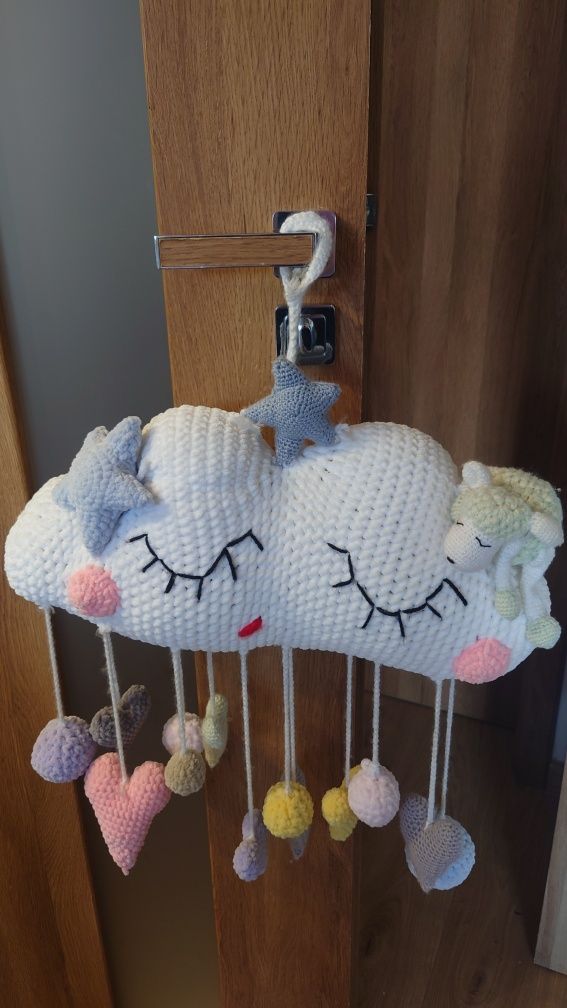 Dekoracja do pokoju dziecięcego,chmurka z włóczki. Handmade montessori